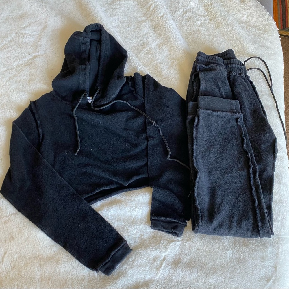 Danielle guizio sweatsuit